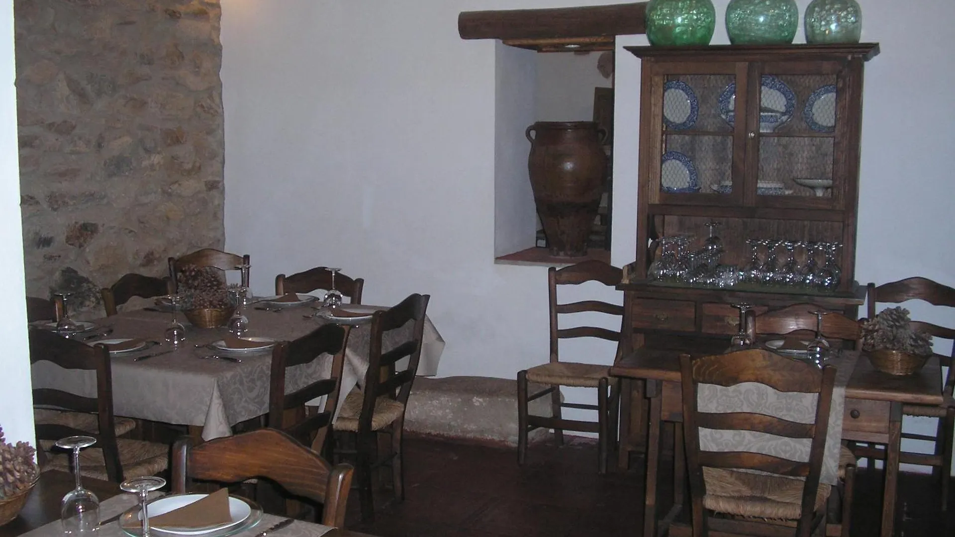 Casa Rural y Restaurante Casa Adriano Hostal Alanís